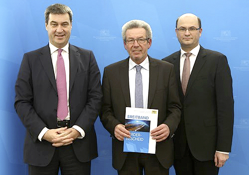 files/trautskirchen/content/images/bilder_news/Breitband Bescheiduebergabe.jpg